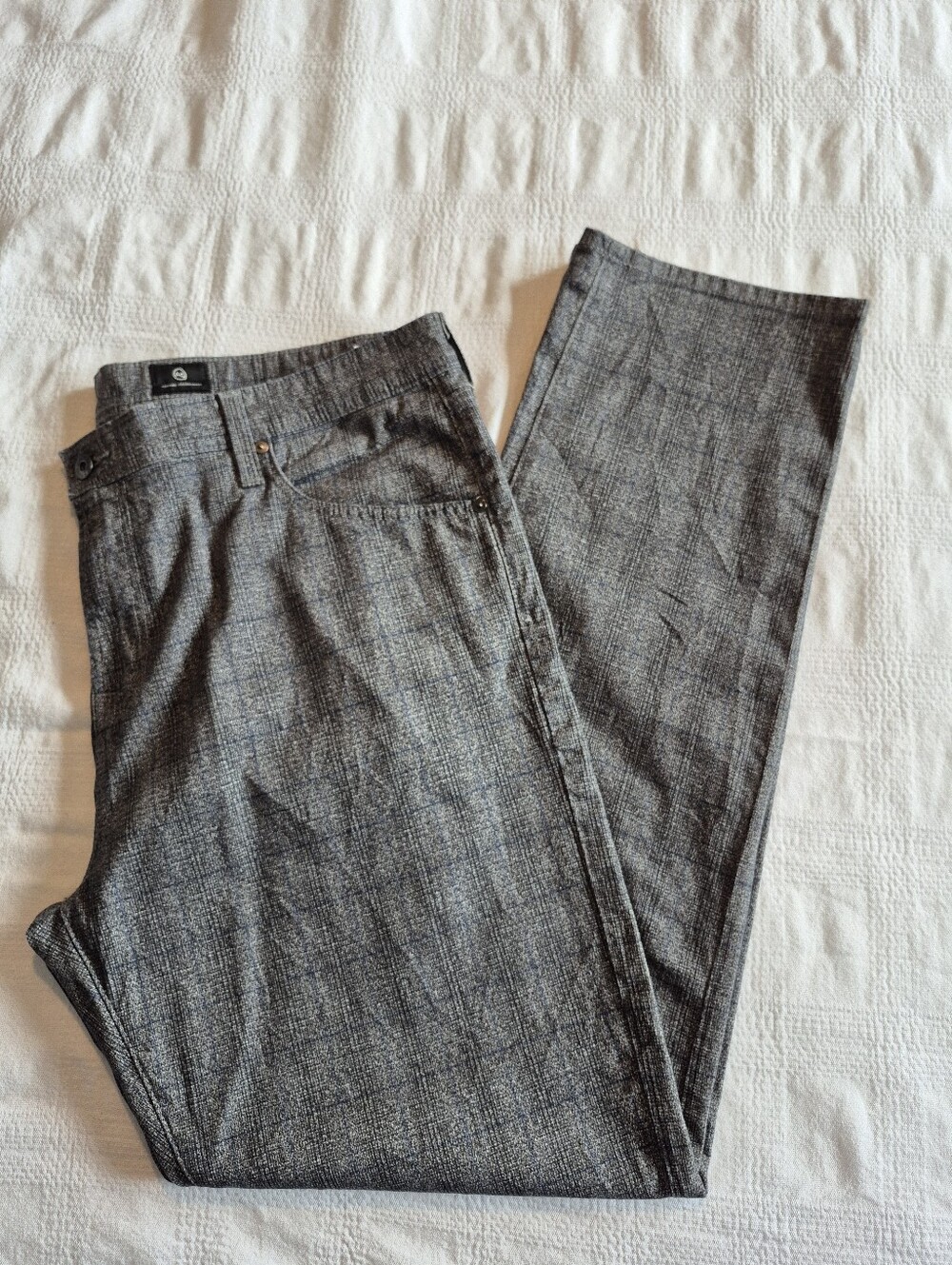 AG men's 40 x 34 Everett slim straight gray plaid stretch pants EUC